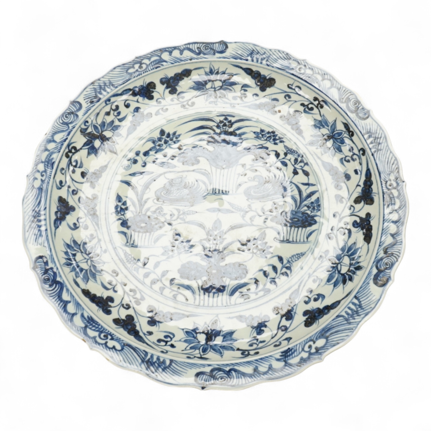 A large Chinese blue and white charger in Ming-style, 51cm diameter